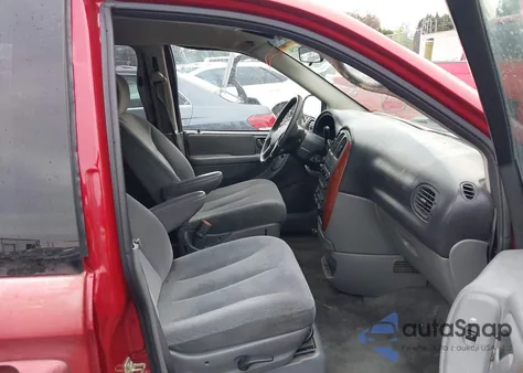 2005 Chrysler Town & Country Lx from USA, damaged, VIN 2C4GP44R85R333988